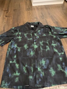 Zara Blind Fate Short-Sleeve Button-Down Shirt with Green & Blue Abstract Print